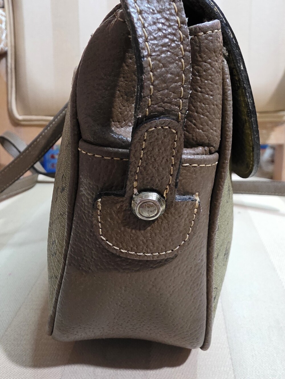 VINTAGE GUCCI ACCESSORY COLLECTION, HANDBAG, PURSE CROSS BODY - Picture 9 of 13